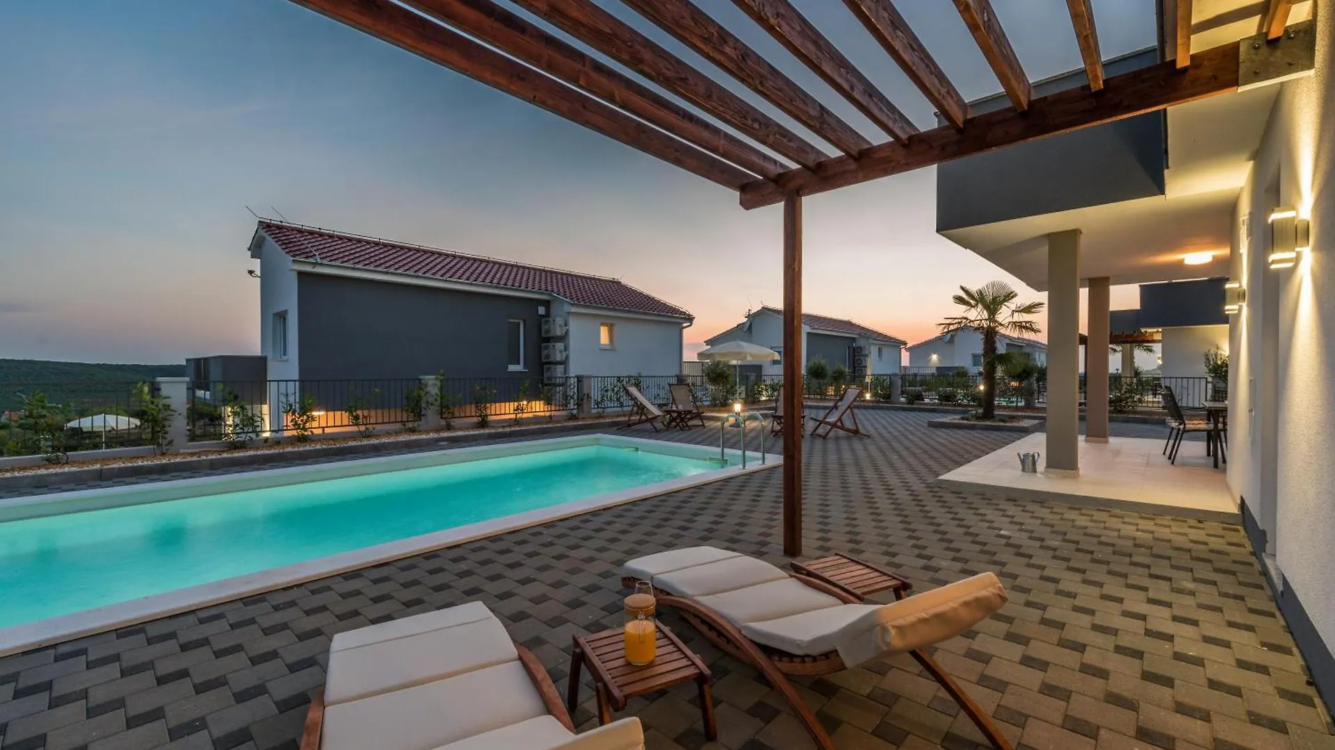 Dalmacija VI Villa Sukosan 0*,