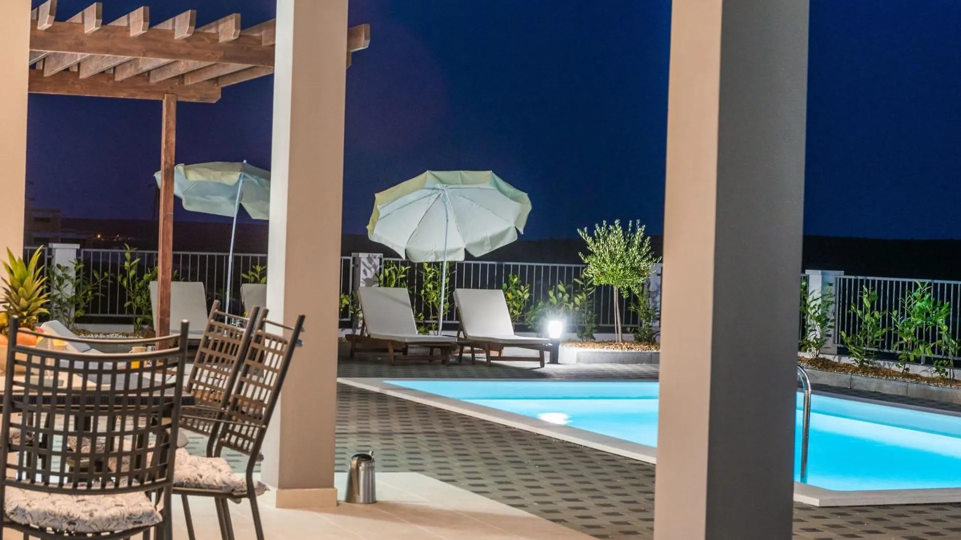 Dalmacija VI Villa Sukosan 0*,